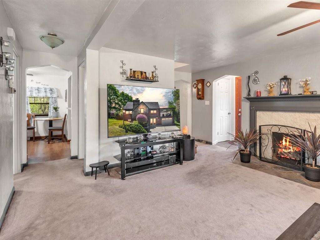 106 Ramage Road Pittsburgh, PA 15214 - Photo 7 of 24 Gallery Image 7