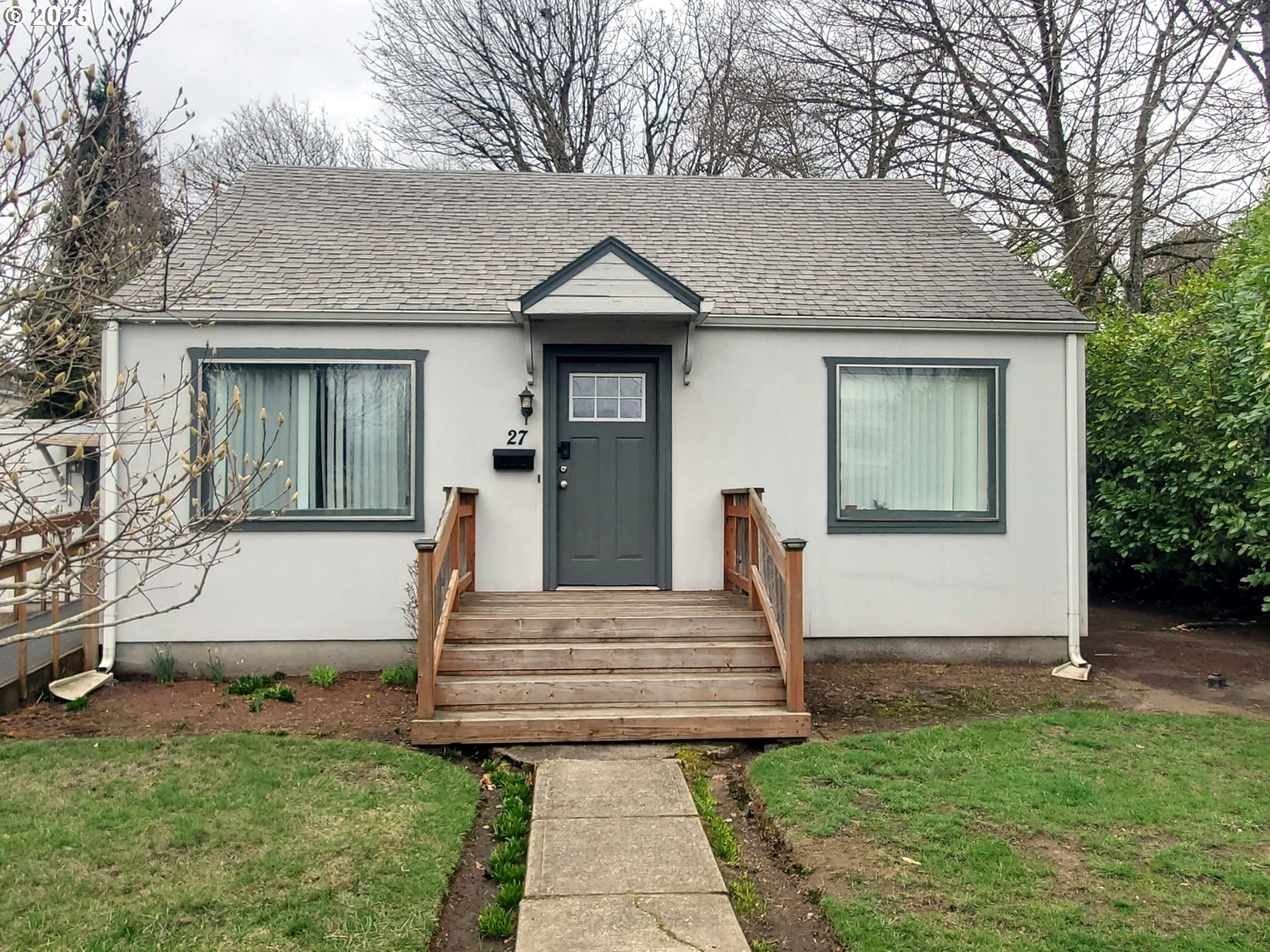 21 Northeast 5th Street Gresham, OR 97030 - Photo 1 of 20