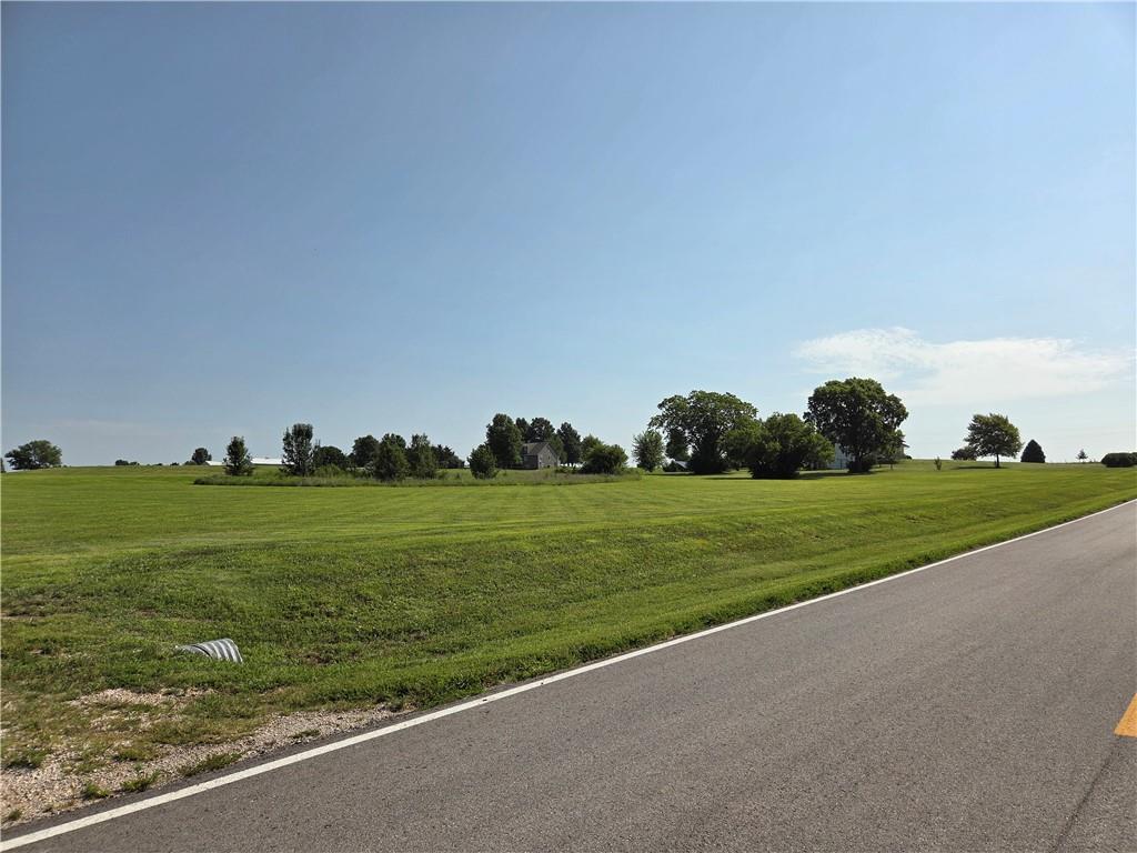 20660 Mission Road Stilwell, KS 66085 - Photo 12 of 12 Gallery Image 12