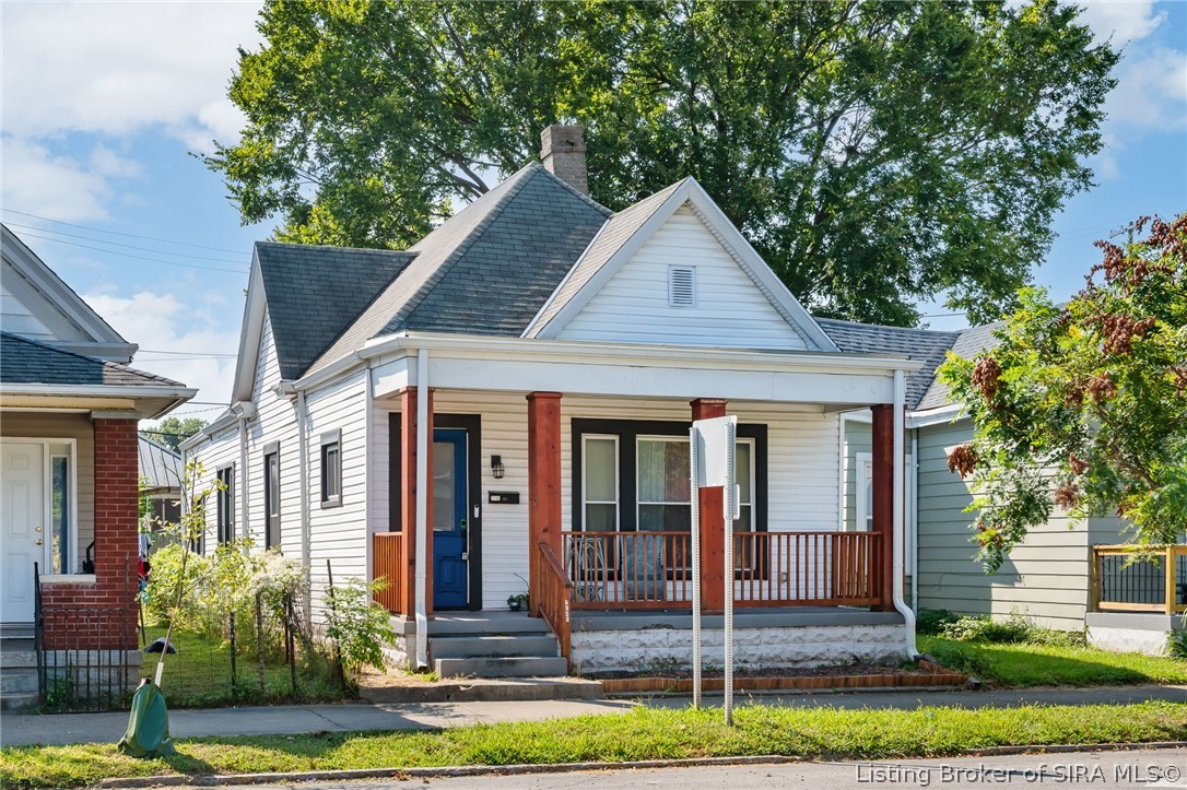 1746 East Spring Street New Albany, IN 47150 - Photo 1 of 31 Beautifully updated home with Large front porch