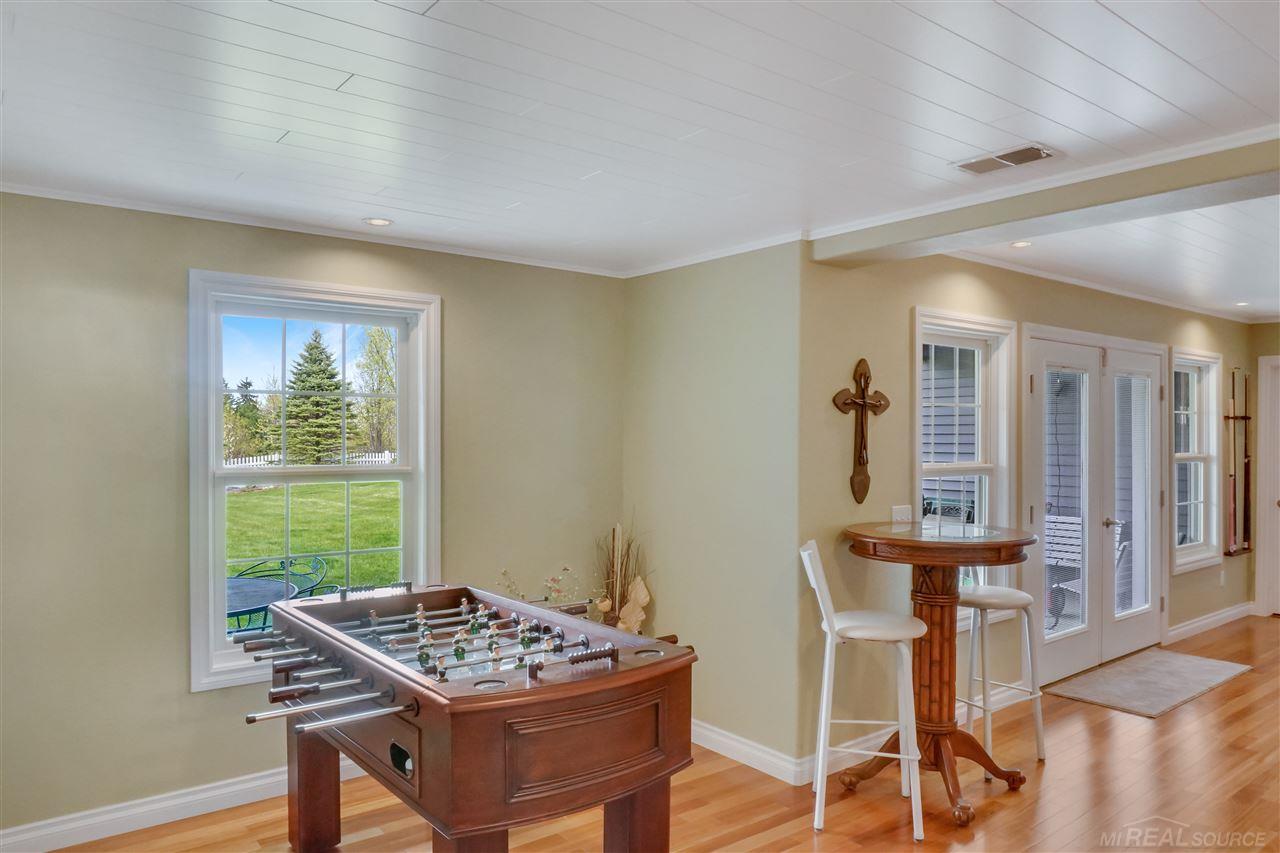 1148 Scott Ridge Drive Adrian, MI 49221 - Photo 57 of 76 50039508-56.JPG