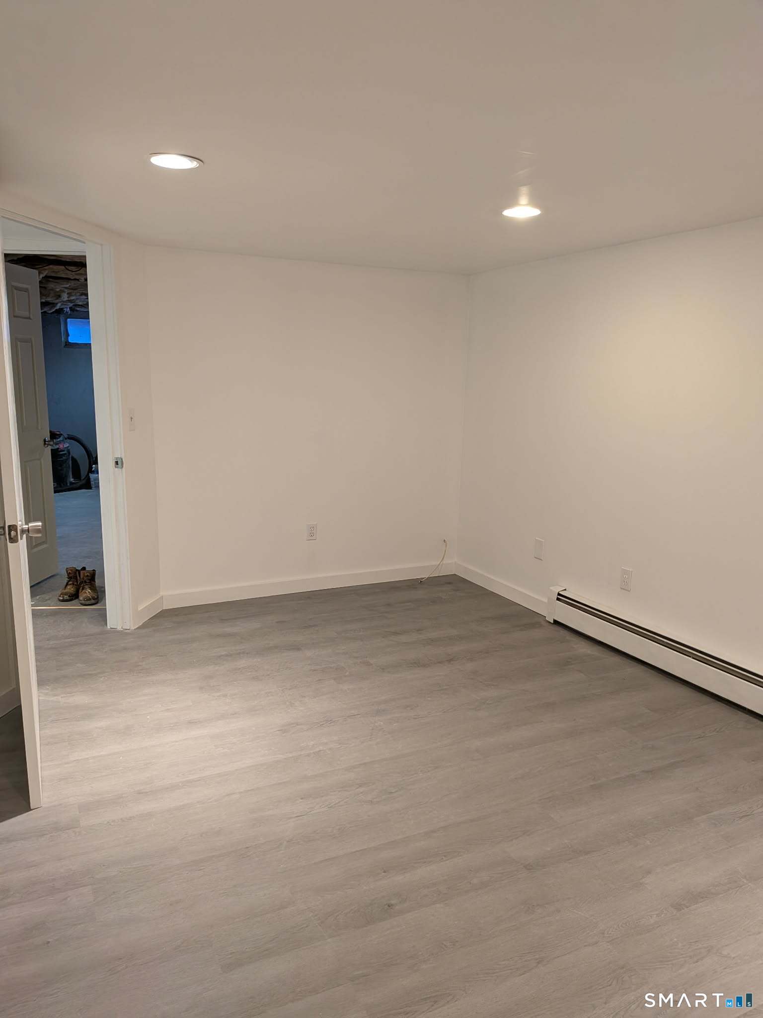 20 Liberty Street Vernon, CT 06066 - Photo 15 of 18