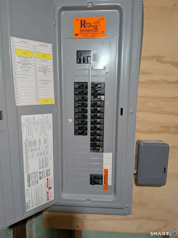 $314,900 | 20 Liberty Street, Vernon, CT 06066