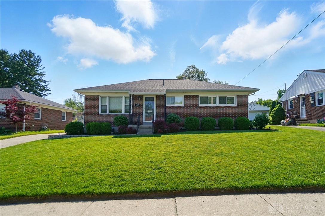 1612 Northgate Road Springfield, OH 45504 - Photo 4 of 55 Gallery Image 4