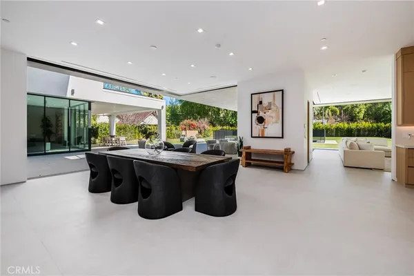 $29,500 | 4930 Palomar Drive, Tarzana, CA 91356