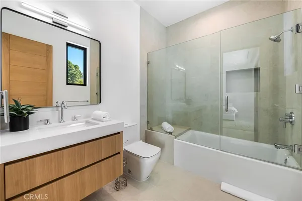 $29,500 | 4930 Palomar Drive, Tarzana, CA 91356