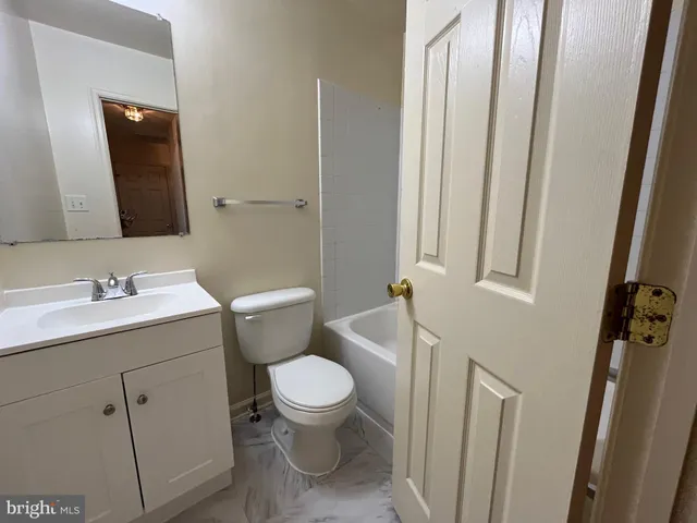 $2,100 | 9639 Hagel Circle, Lorton, VA 22079