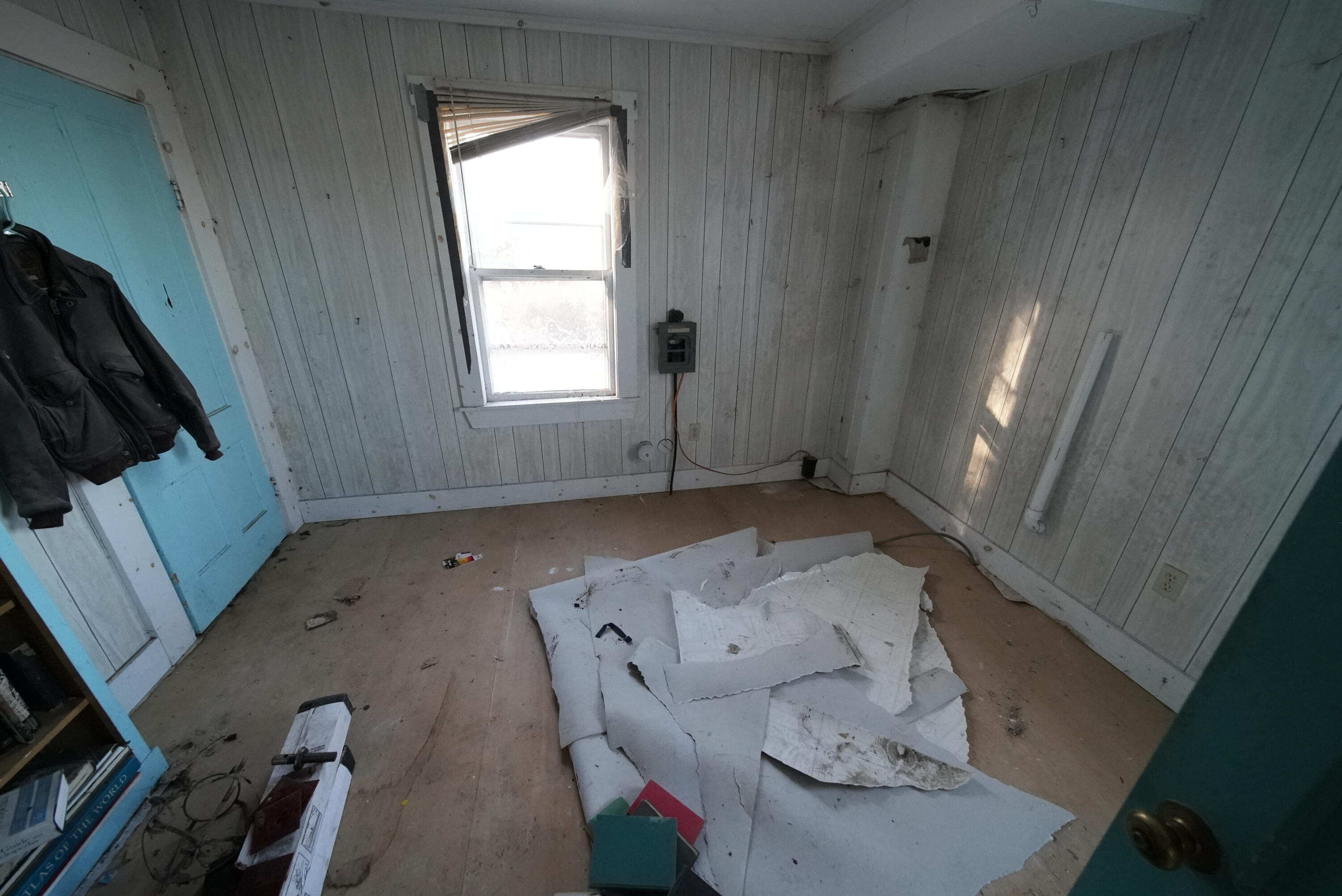 283 Crystal Road Crystal, ME 04747 - Photo 19 of 40 DSC01038
