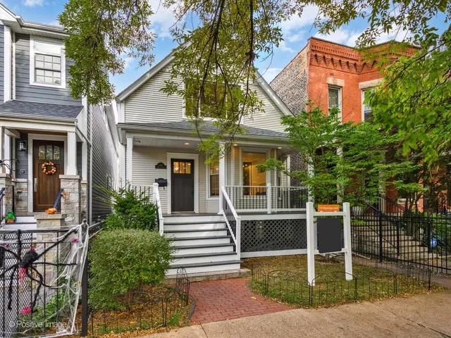 $1,499,900 | 1910 West George Street, Chicago, IL 60657
