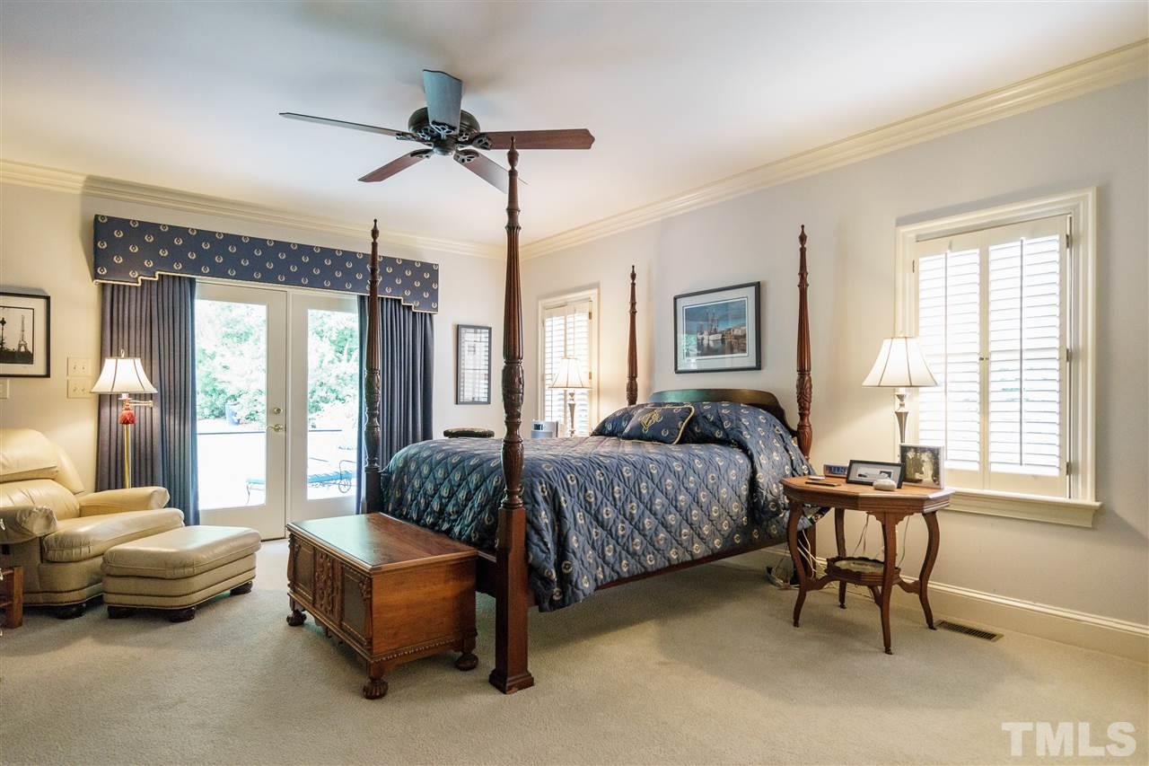 2911 Hostetler Street Raleigh, NC 27609 - Photo 13 of 25