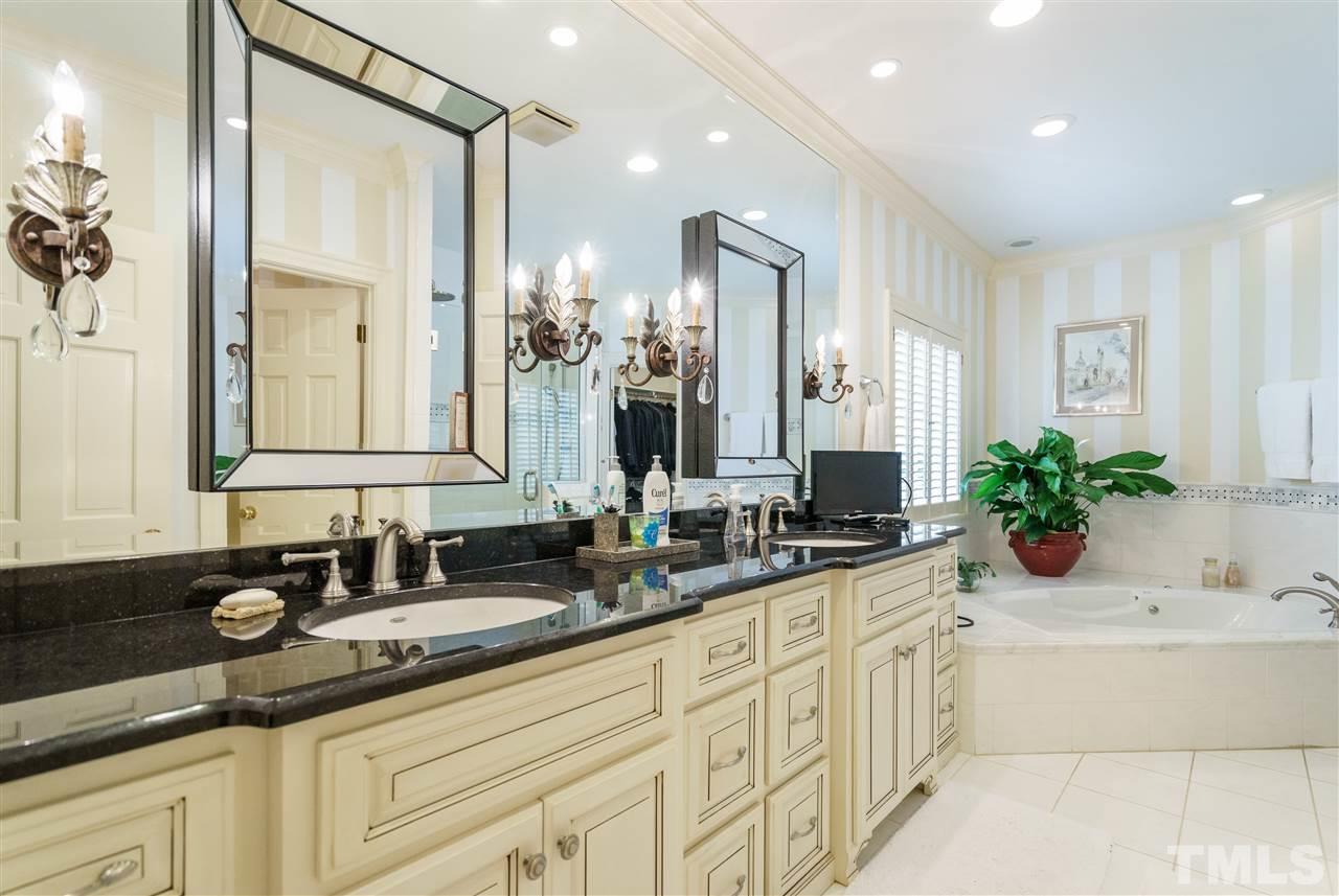 2911 Hostetler Street Raleigh, NC 27609 - Photo 14 of 25