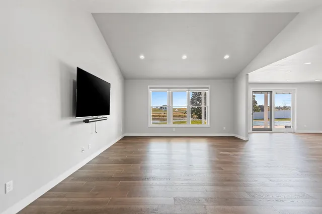 $1,489,900 | 167 Fox Shores Drive, Wrightstown, WI 54180