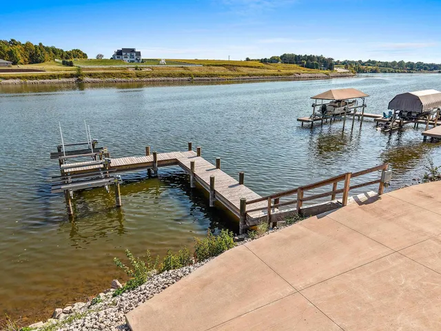 $1,489,900 | 167 Fox Shores Drive, Wrightstown, WI 54180