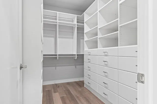 $1,489,900 | 167 Fox Shores Drive, Wrightstown, WI 54180