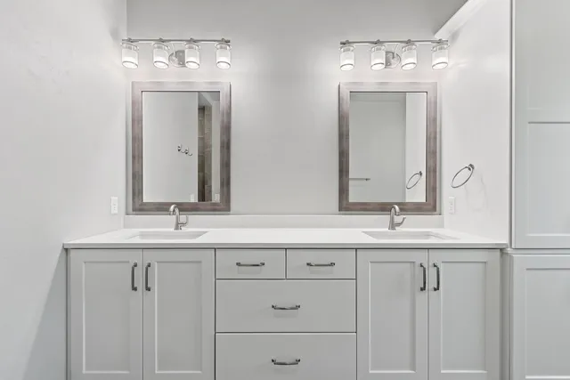 $1,489,900 | 167 Fox Shores Drive, Wrightstown, WI 54180