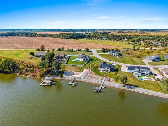 $1,489,900 | 167 Fox Shores Drive, Wrightstown, WI 54180