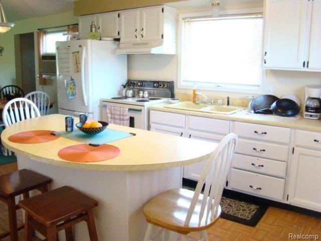 1276 East Burnside Road North Branch, MI 48461 - Photo 3 of 15 1267 burnside rd 039.JPG