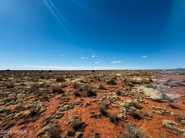an view of a sink