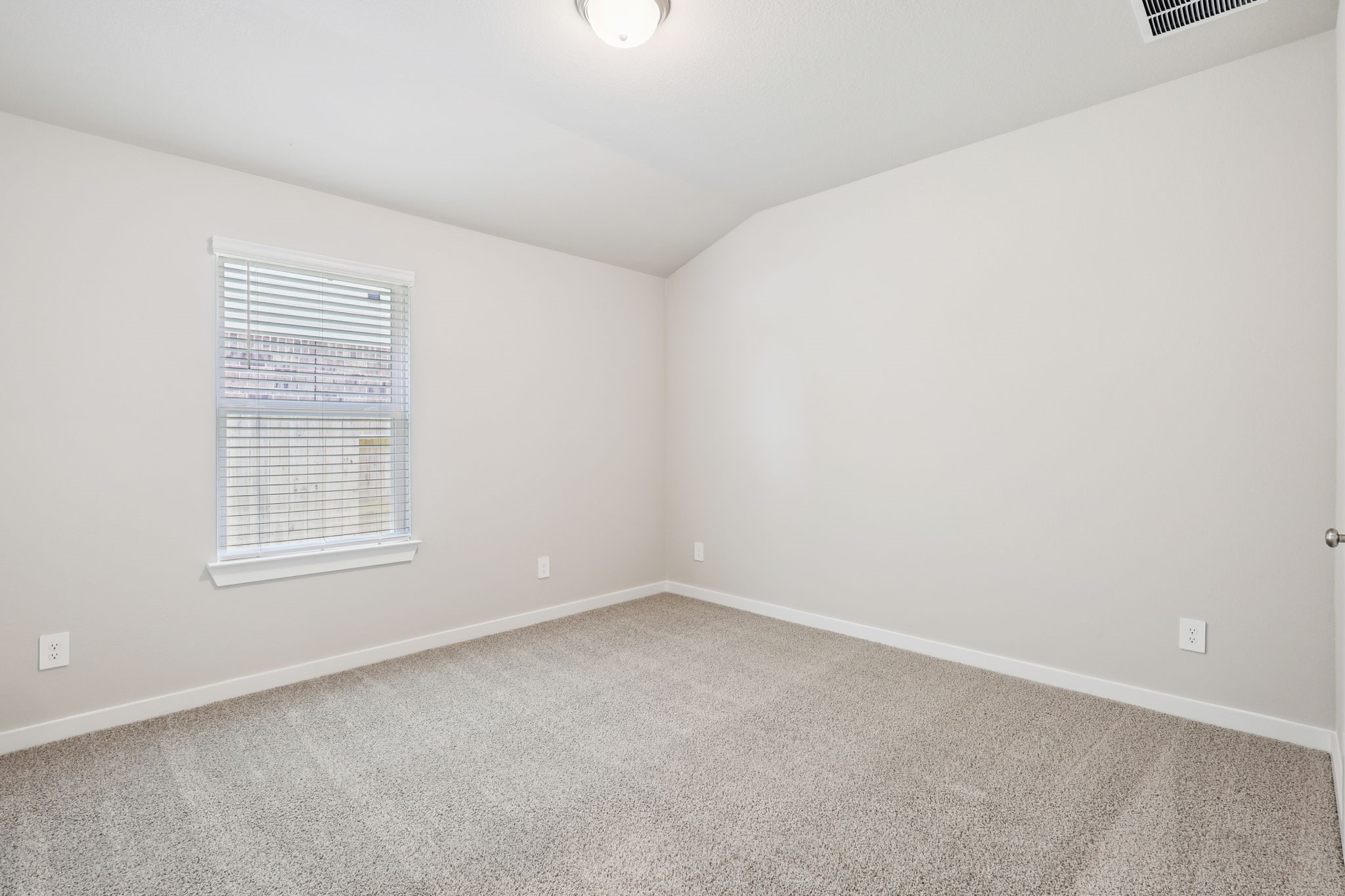2639 Clapbread Lane Rosenberg, TX 77471 - Photo 20 of 31 an empty room with a window