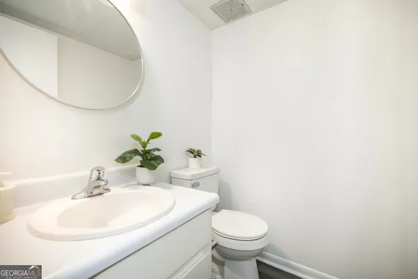 $142,000 | 140 Stoneridge Drive, Warner Robins, GA 31088