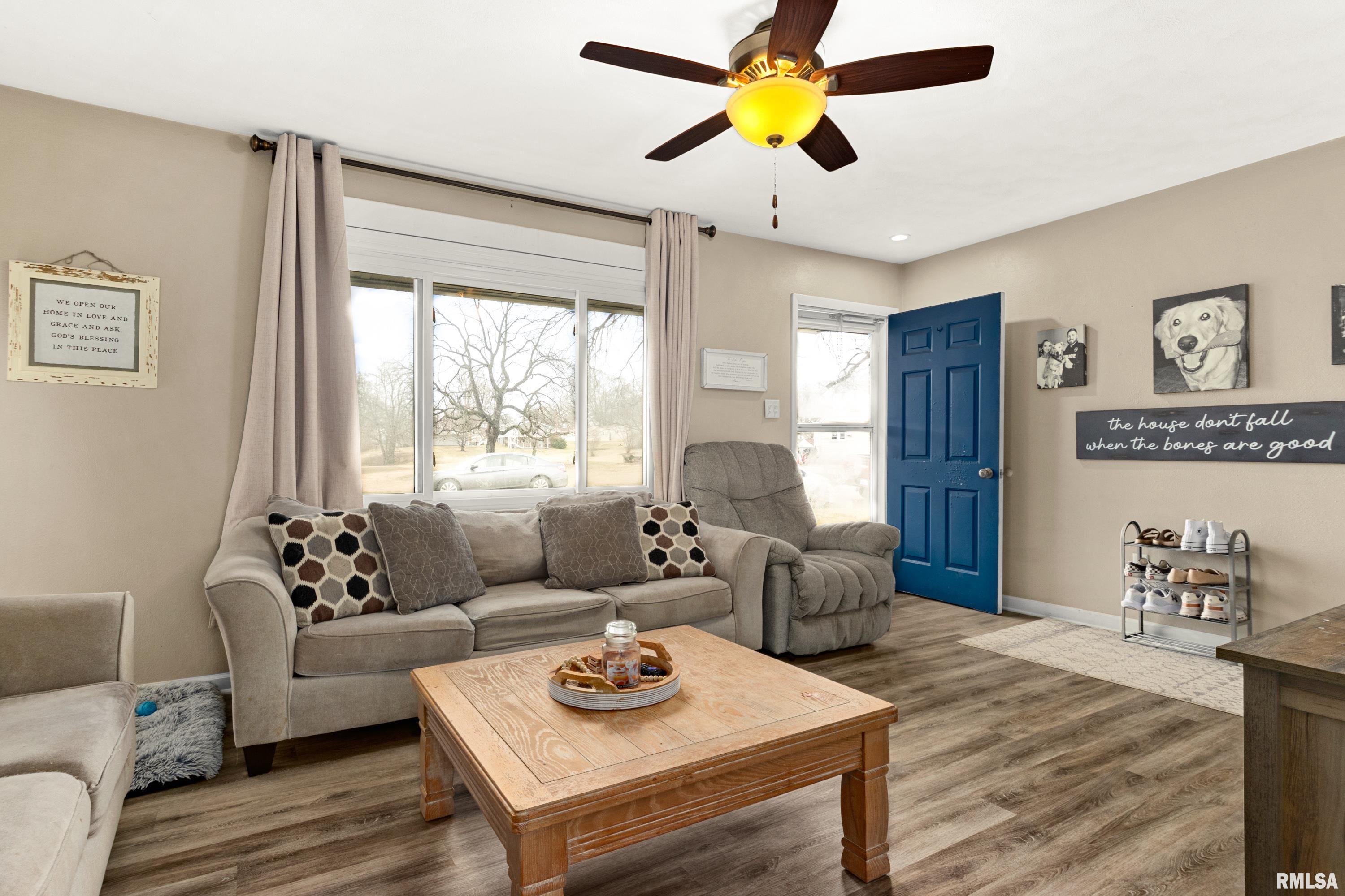 660 North 9th Avenue Canton, IL 61520 - Photo 5 of 19