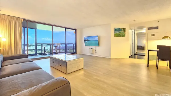 $629,000 | 415 South Street, Unit 1002, Honolulu, HI 96813