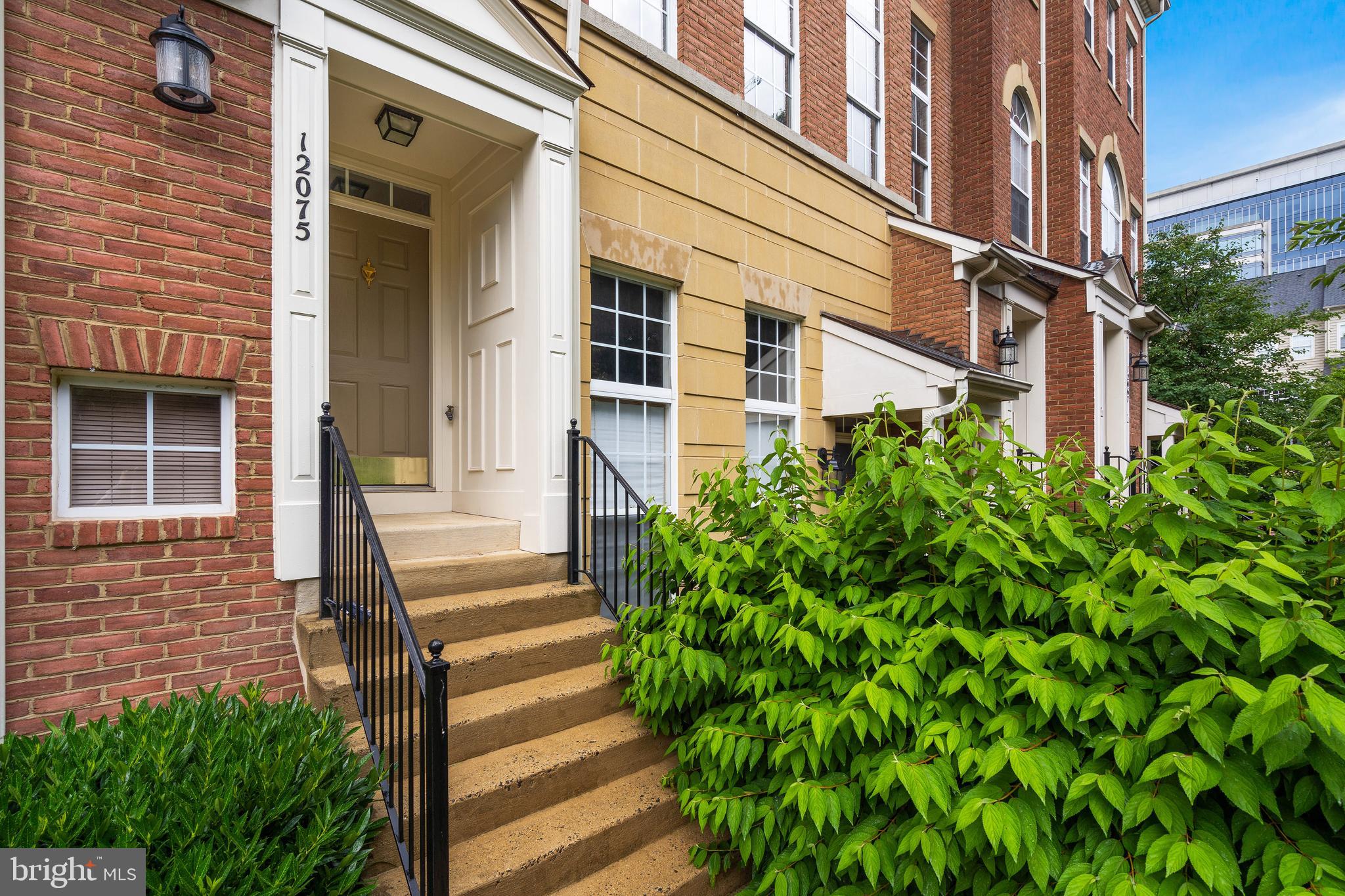 12075 Trumbull Way Reston, VA 20190 - Photo 3 of 56 Gallery Image 3