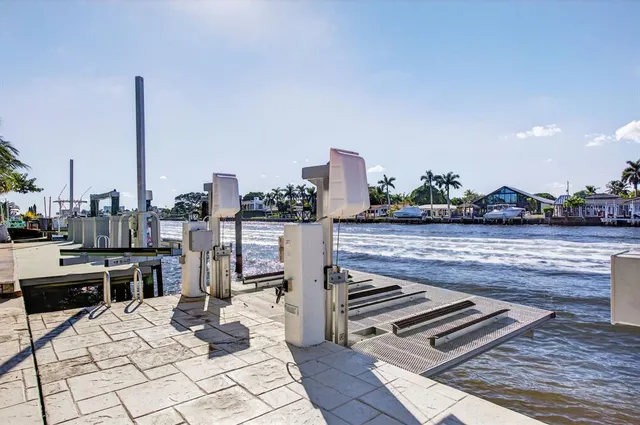 $12,000 | 513 South Riverside Drive, Pompano Beach, FL 33062