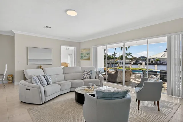 $12,000 | 513 South Riverside Drive, Pompano Beach, FL 33062