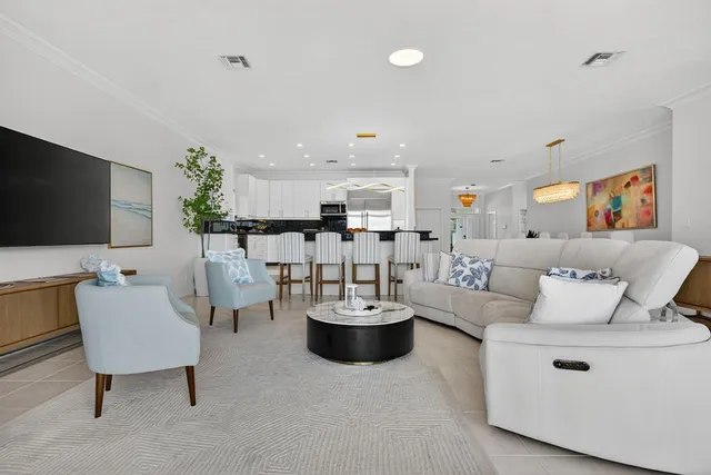 $12,000 | 513 South Riverside Drive, Pompano Beach, FL 33062