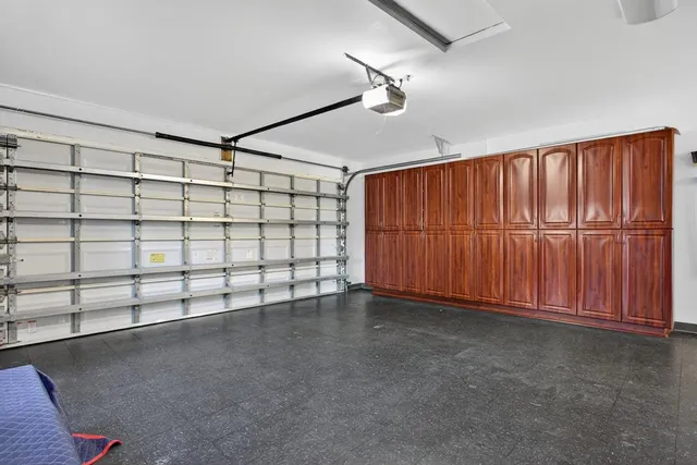 $12,000 | 513 South Riverside Drive, Pompano Beach, FL 33062