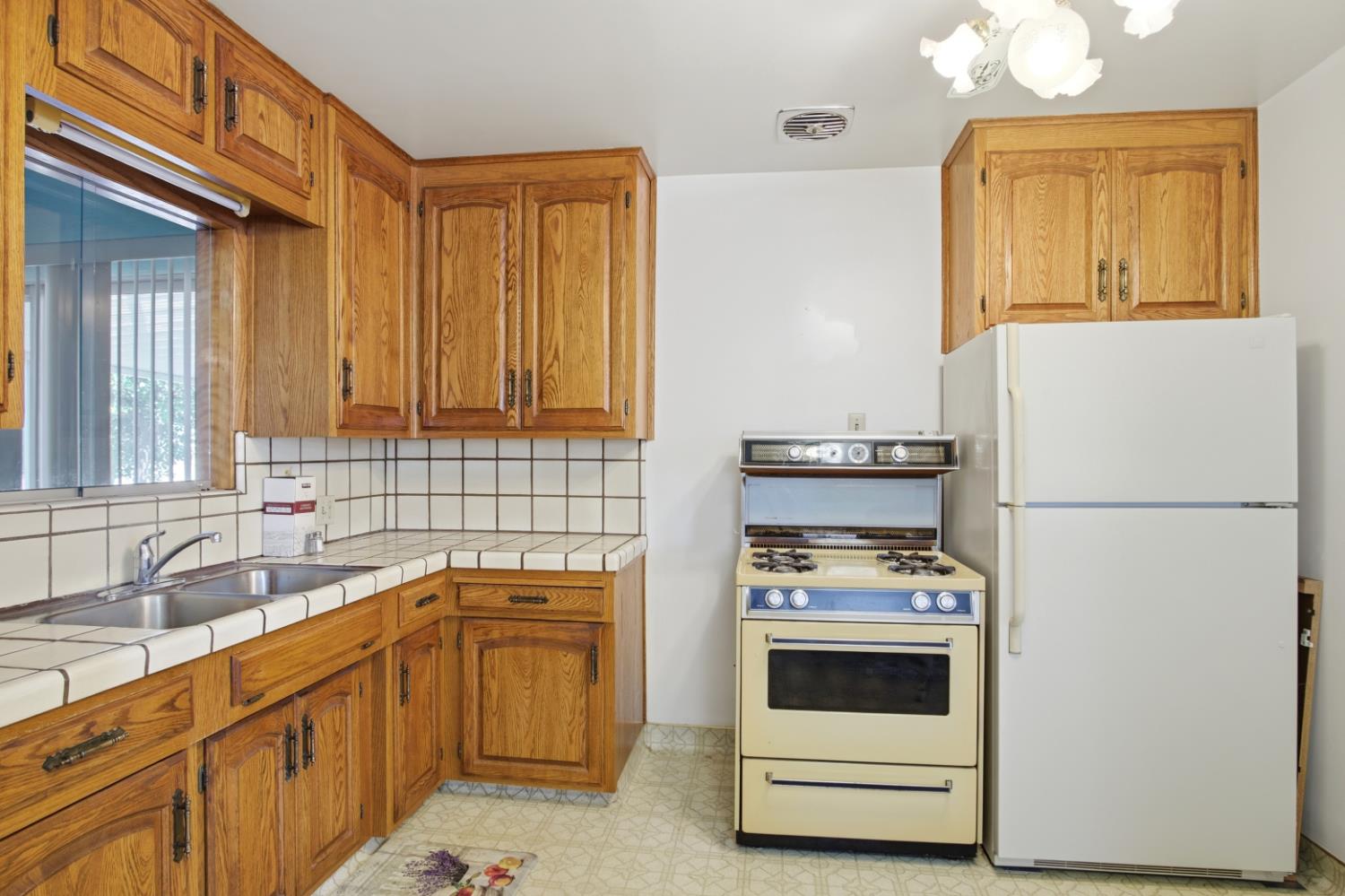913 Reno Avenue Modesto, CA 95351 - Photo 21 of 52