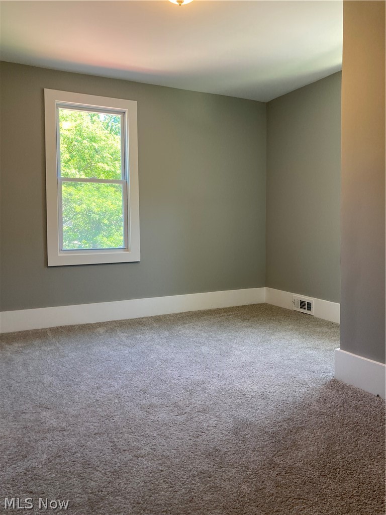 832 Aberdeen Street Akron, OH 44310 - Photo 14 of 21