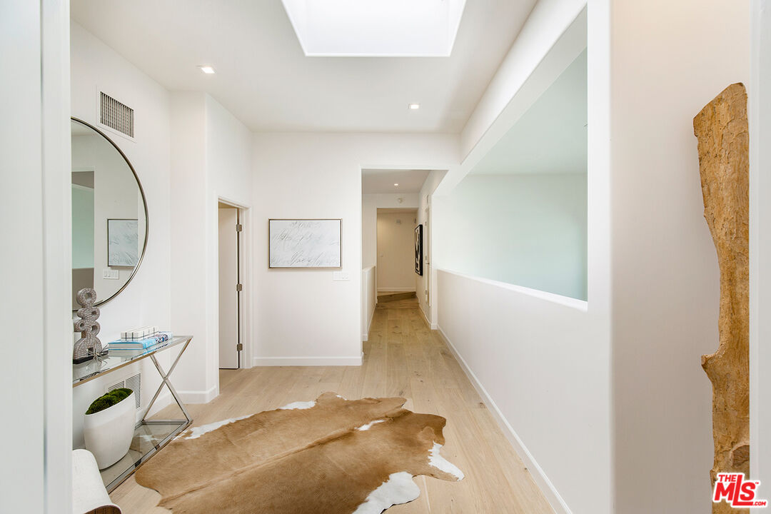 7868 Electra Drive Los Angeles, CA 90046 - Photo 24 of 38