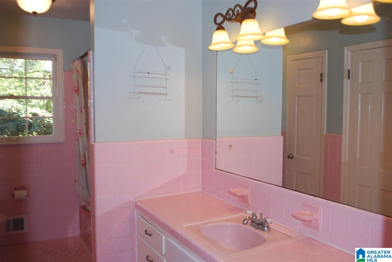2240 Jacobs Road Birmingham, AL 35216 - Photo 14 of 20