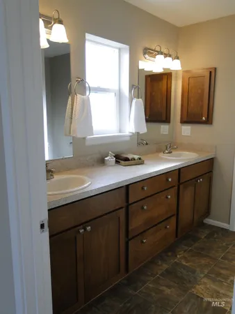 $799,900 | 2521 Florence Lane, Clarkston, WA 99403