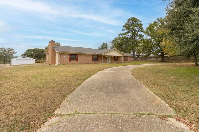 $399,900 | 12654 County Road 192, Tyler, TX 75703