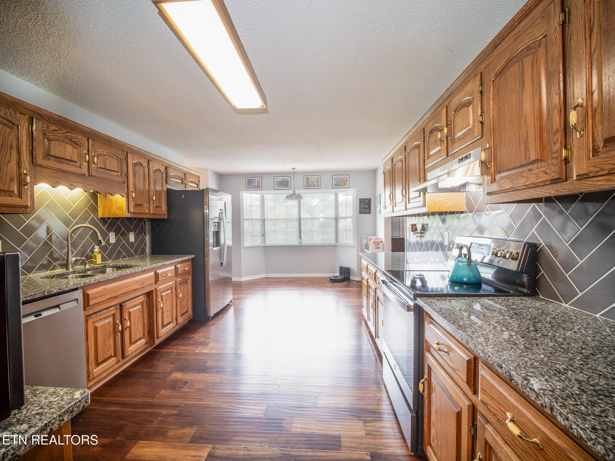 1306 Raulston Road Maryville, TN 37803 - Photo 13 of 50 Kitchen