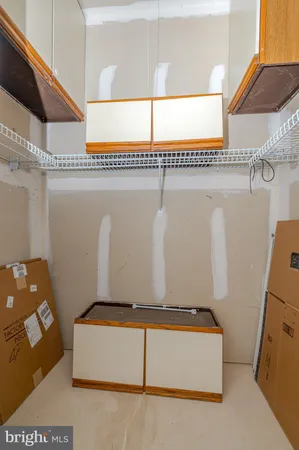 a view of utility room