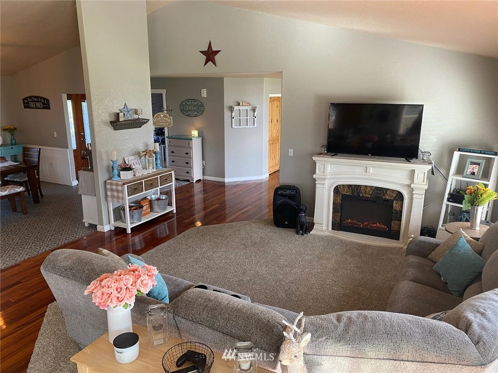6140 186th Avenue Southwest Rochester, WA 98579 - Photo 19 of 32