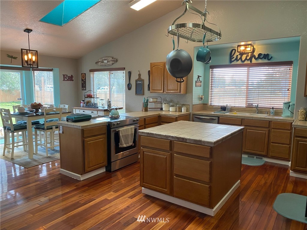 6140 186th Avenue Southwest Rochester, WA 98579 - Photo 24 of 32