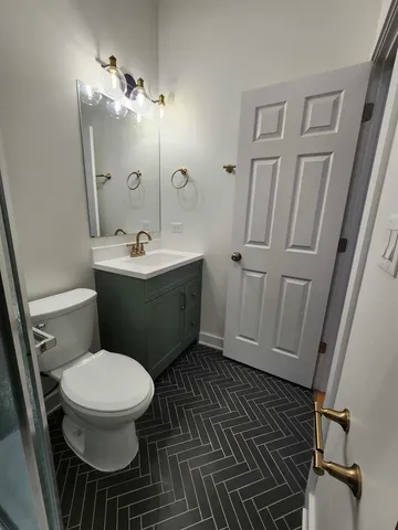 $2,300 | 6321 South Eberhart Avenue, Unit 2, Chicago, IL 60637