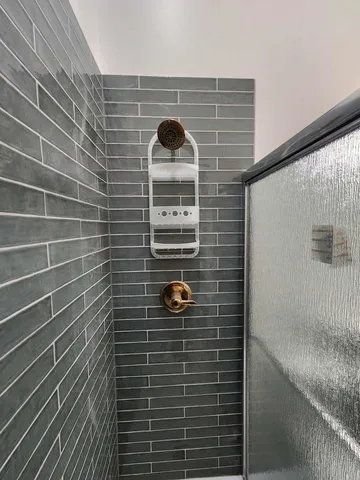 $2,300 | 6321 South Eberhart Avenue, Unit 2, Chicago, IL 60637