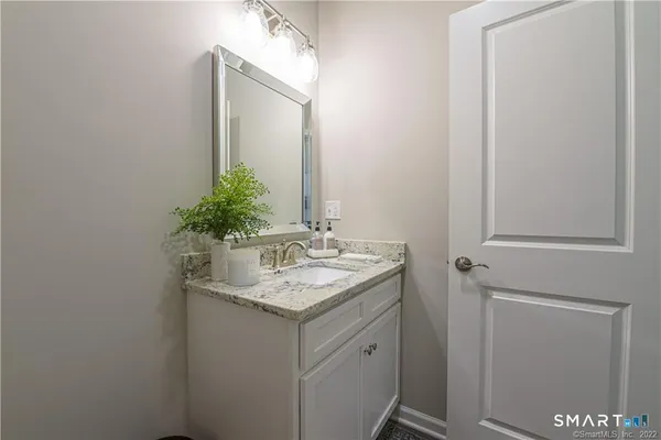 $605,000 | 137 Mulholland Way, Unit 83, North Haven, CT 06473