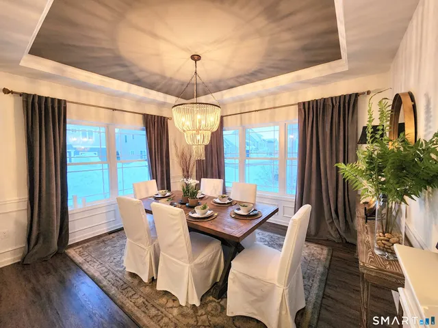 $605,000 | 137 Mulholland Way, Unit 83, North Haven, CT 06473