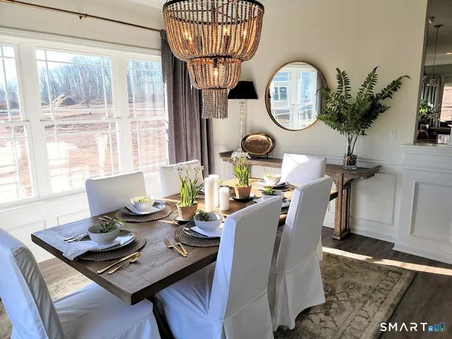 $605,000 | 137 Mulholland Way, Unit 83, North Haven, CT 06473