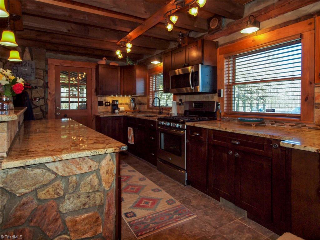 2011 Griffin Road Rural Hall, NC 27045 - Photo 11 of 35