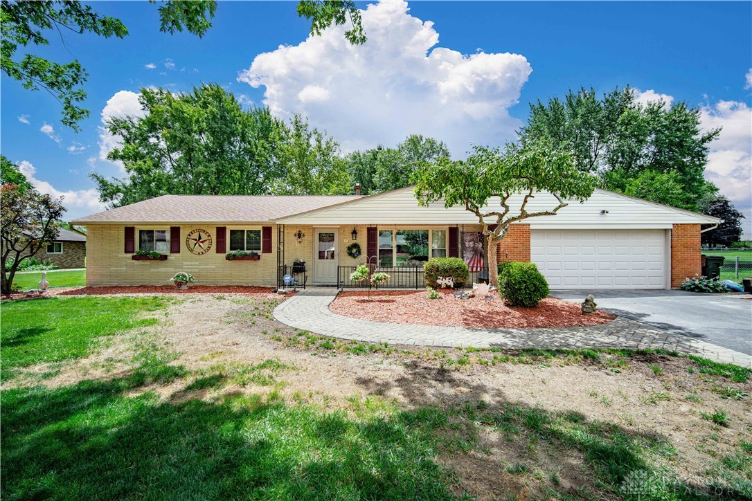 2046 Fox Run Road Dayton, OH 45459 - Photo 1 of 40 Gallery Image 1