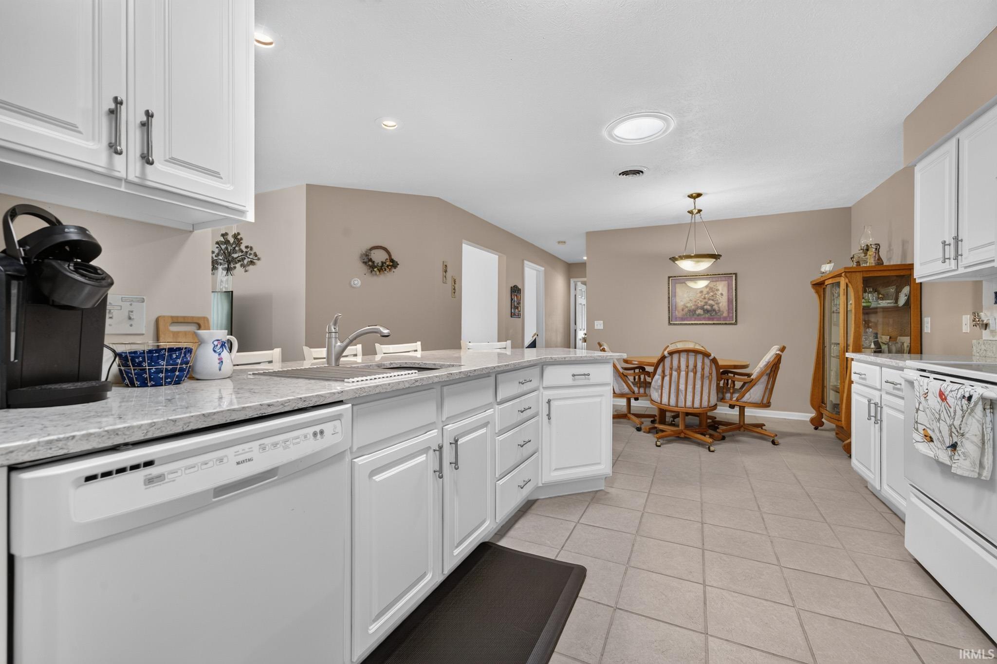 800 Walnut Ridge West Logansport, IN 46947 - Photo 7 of 19