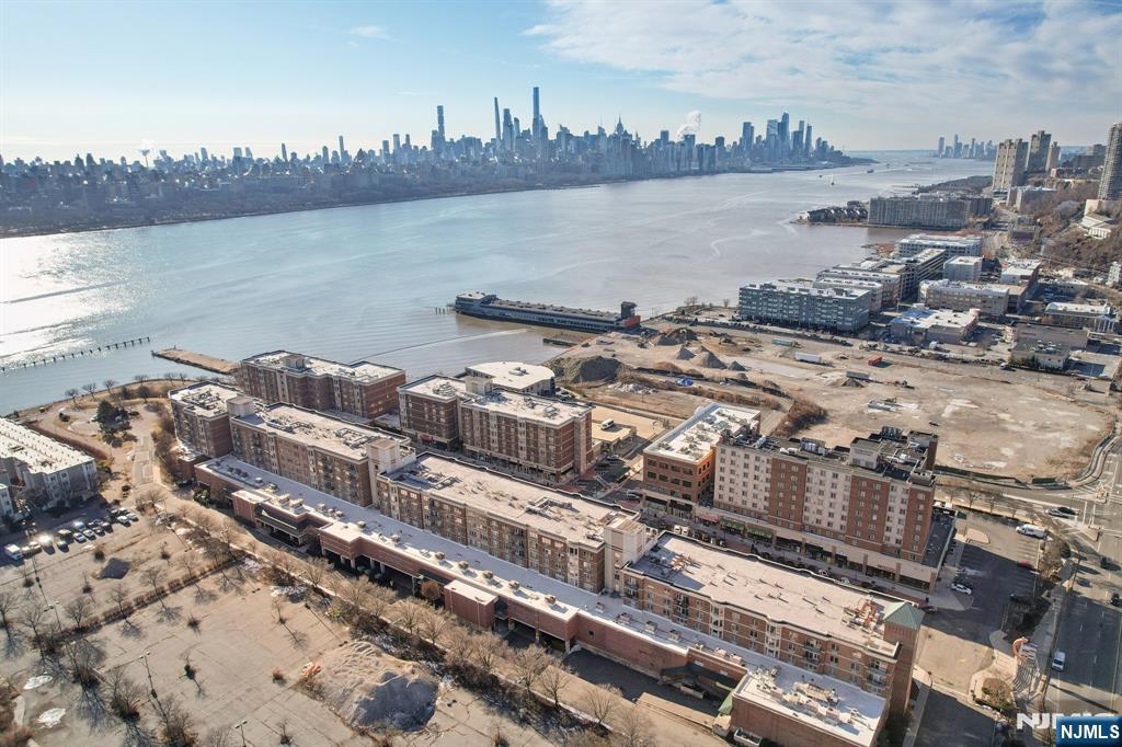 110 City Place Edgewater, NJ 07020 - Photo 43 of 44